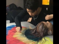 小姐姐自己学理发视频,跟随小姐姐视频轻松入门